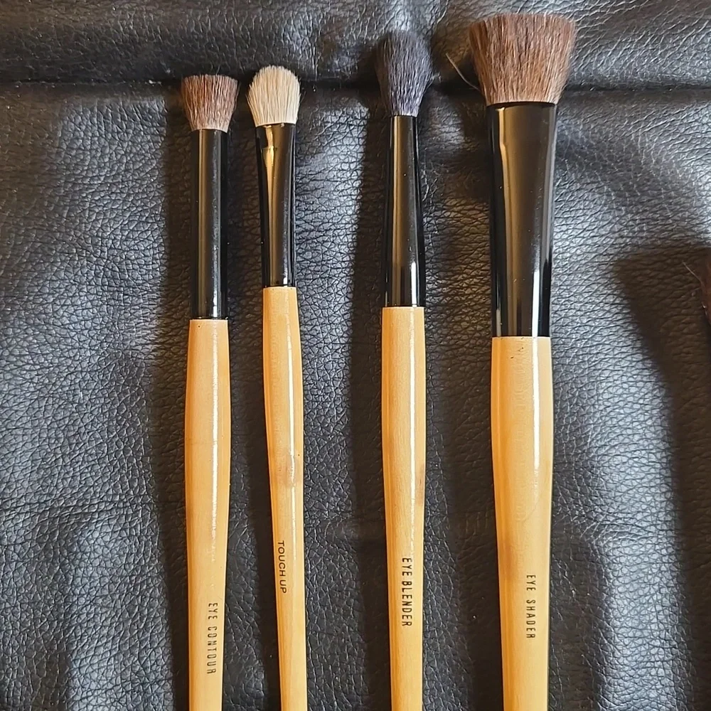Bobbi Brown black brush roll with 15 brushes